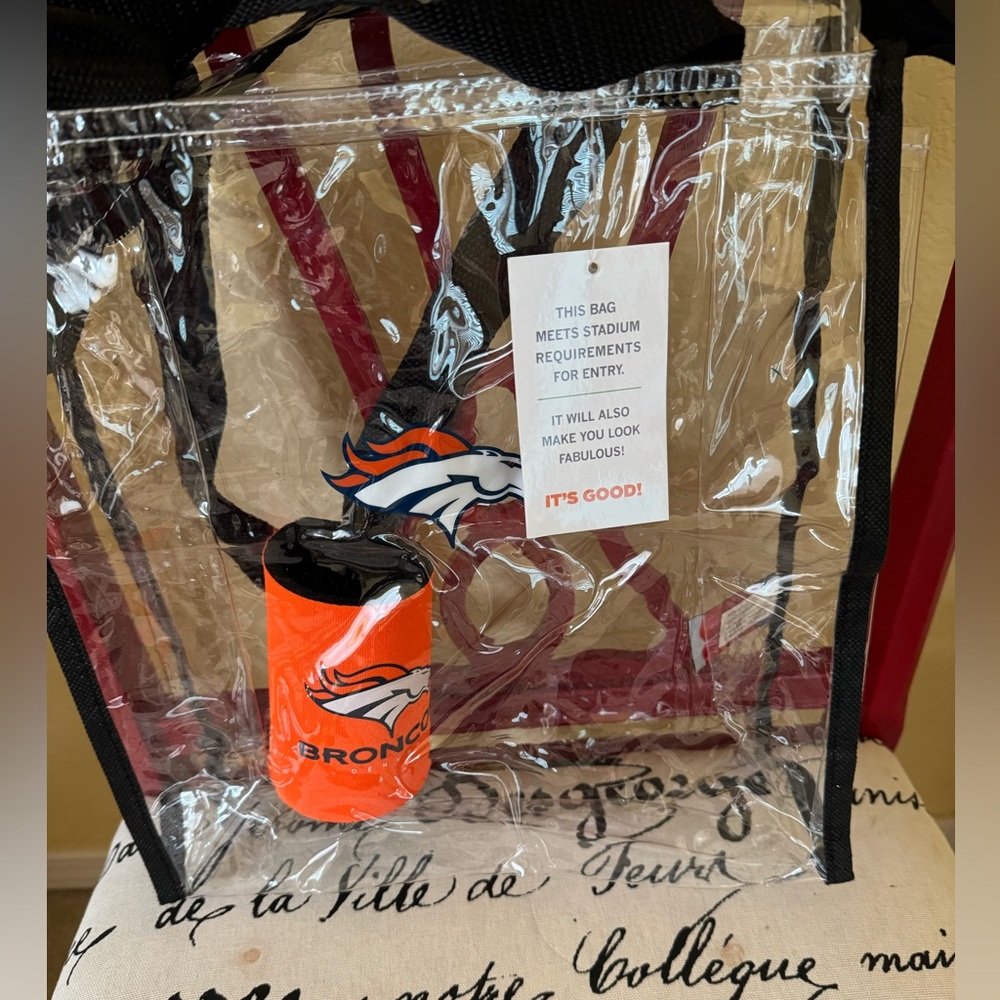 Denver Broncos Stadium Bag with Koozie NWT - Picture 3 of 3